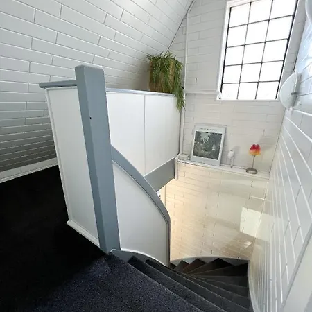 Holiday home Haus Und 